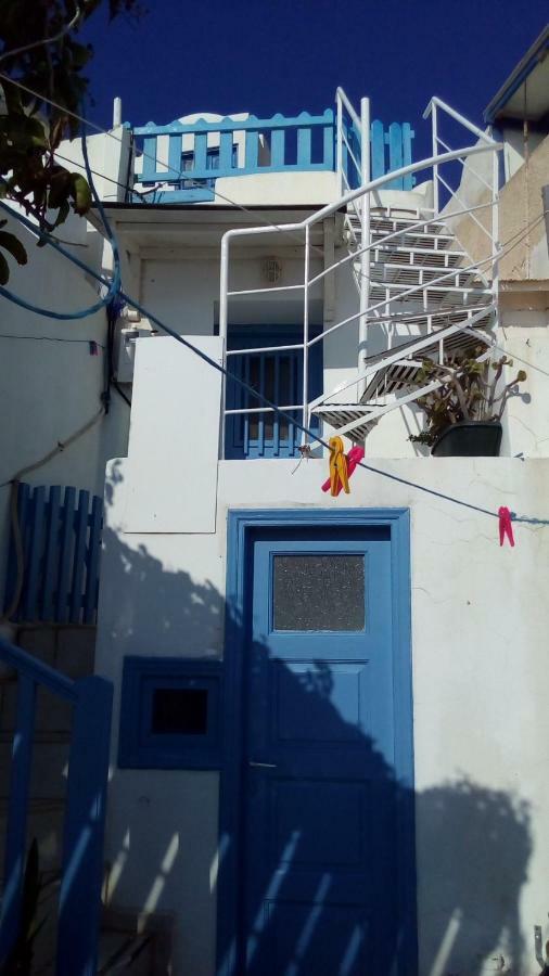 Traditional Renovated House In The Centre Of Anafi Exterior photo